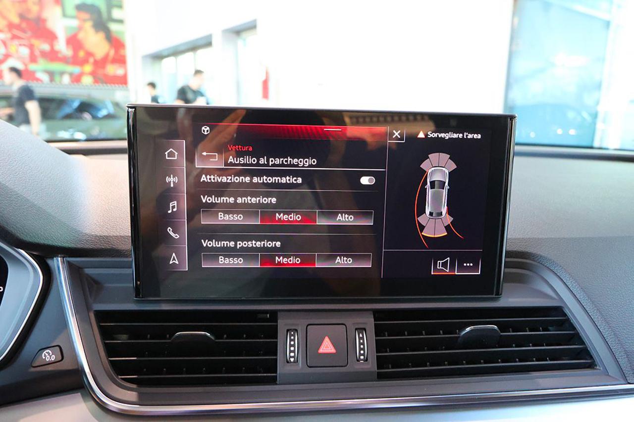 AUDI Q5 40 TDI Sportback Quattro S-Tronic Busin. Advanced - 25