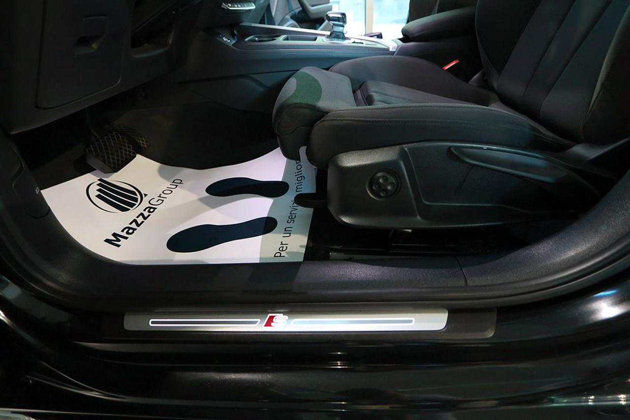 AUDI A4 35 TDI Avant S-Tronic S-Line - 42