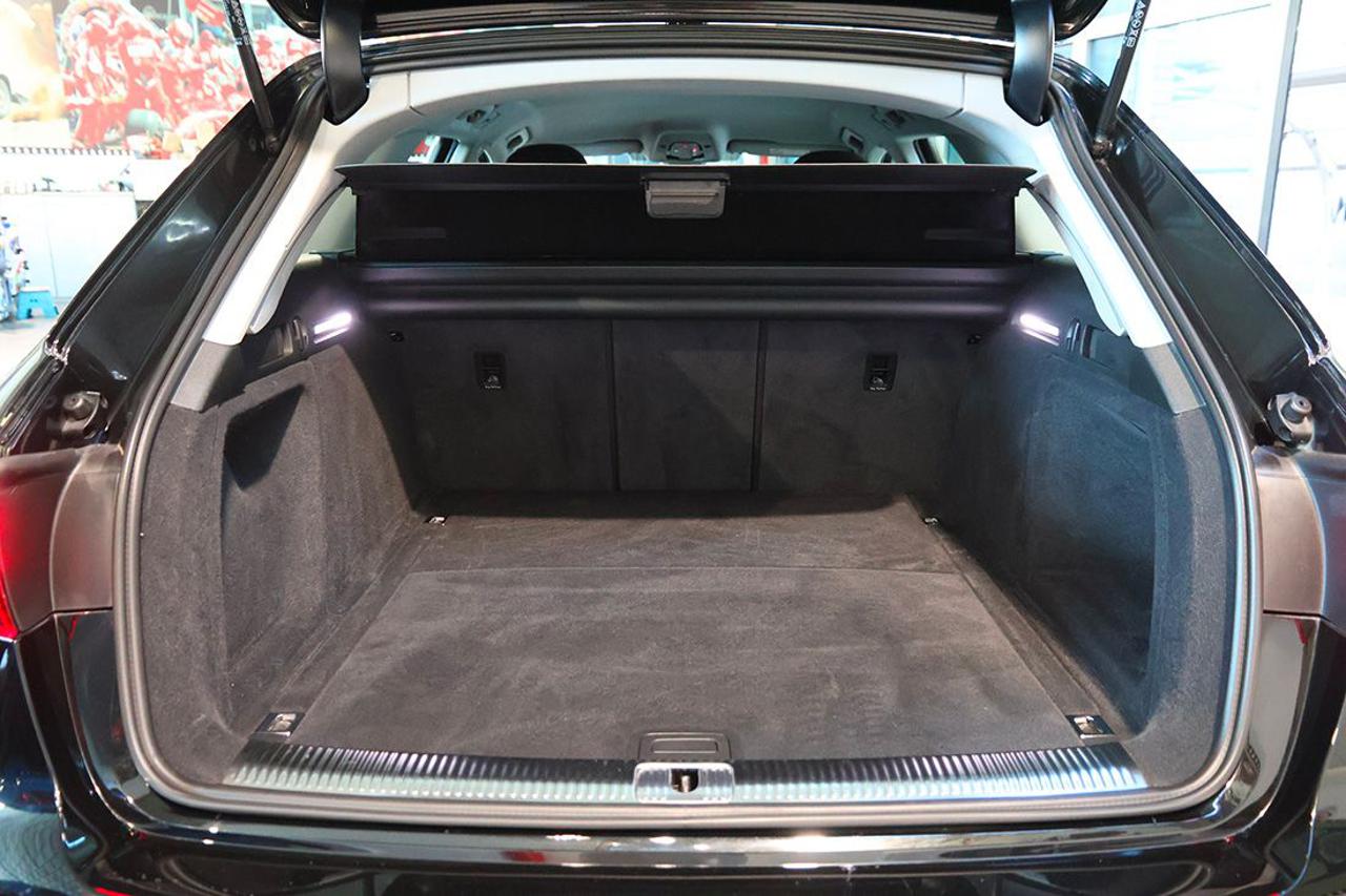 AUDI A4 35 TDI Avant S-Tronic S-Line - 12