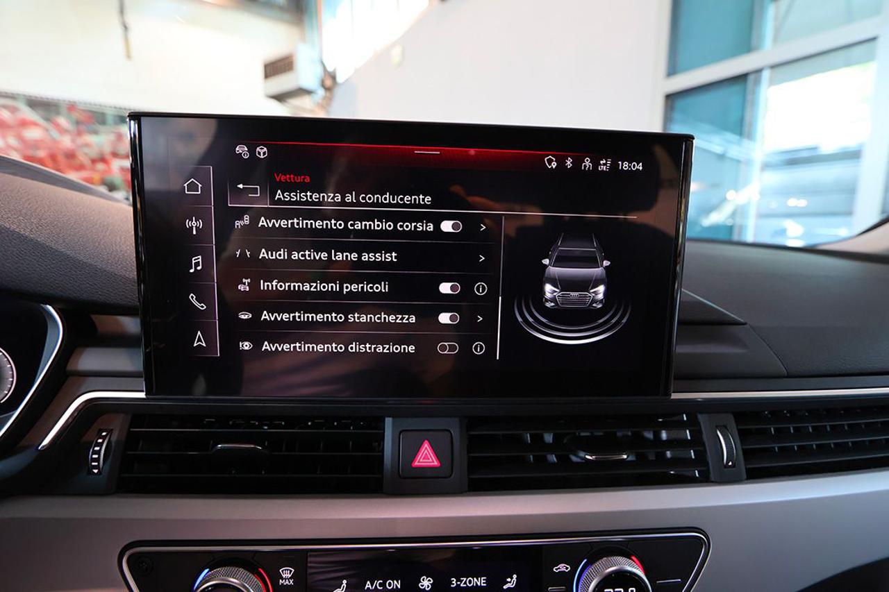 AUDI A4 35 TDI Avant S-Tronic S-Line - 31