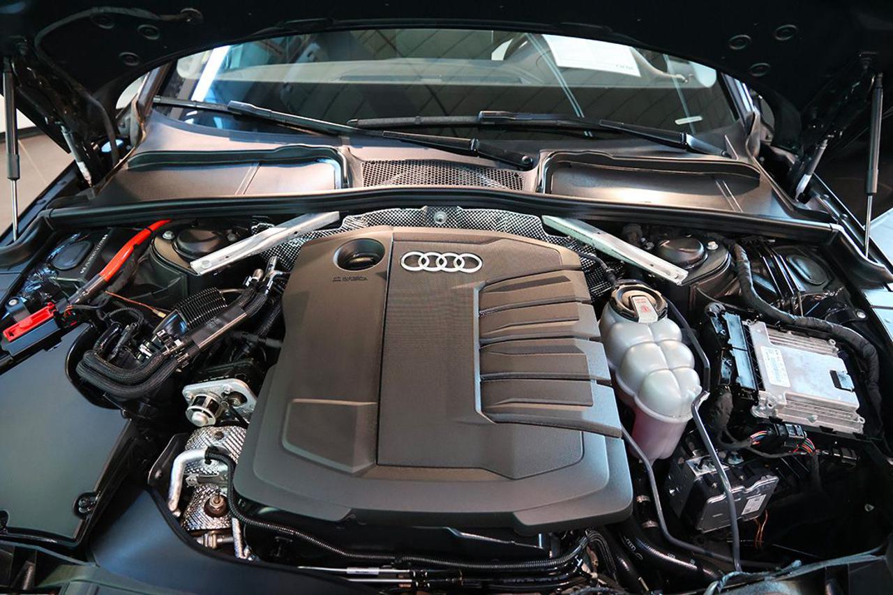 AUDI A4 35 TDI Avant S-Tronic S-Line - 11