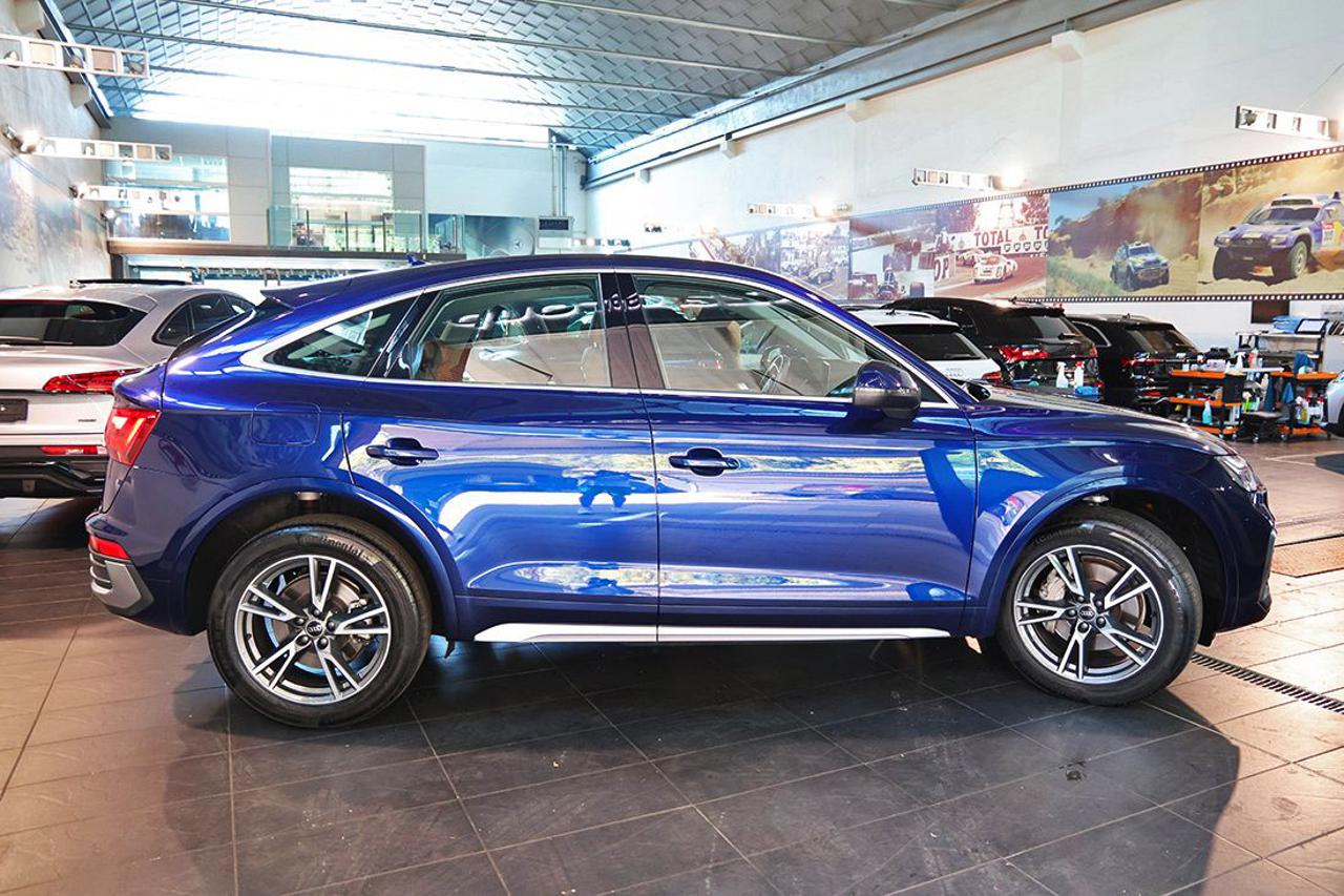 AUDI Q5 40 TDI Sportback Quattro S-Tronic S-Line - 10