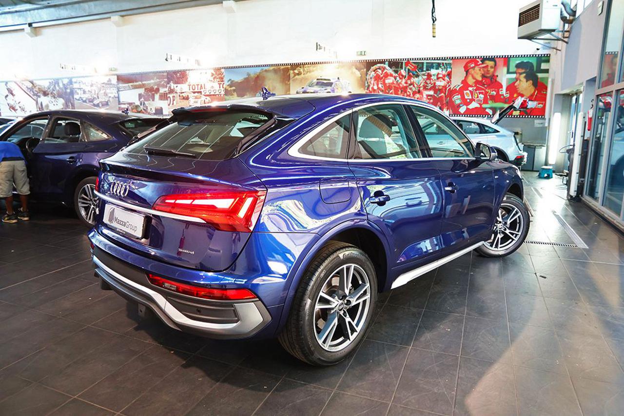AUDI Q5 40 TDI Sportback Quattro S-Tronic S-Line - 9