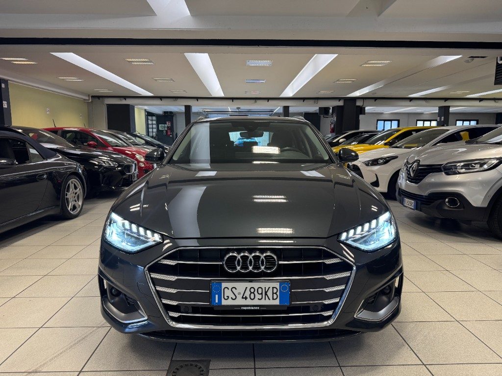 AUDI A4 Avant 30 TDI/136 CV S tronic Business Advanced - 2