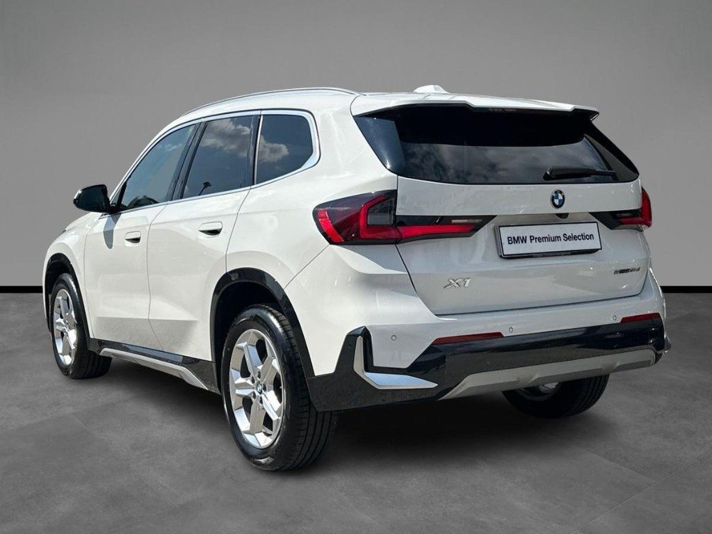 BMW X1 sDrive 18d xLine Aut. - 4