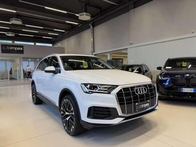 AUDI Q7 Weiß pastell