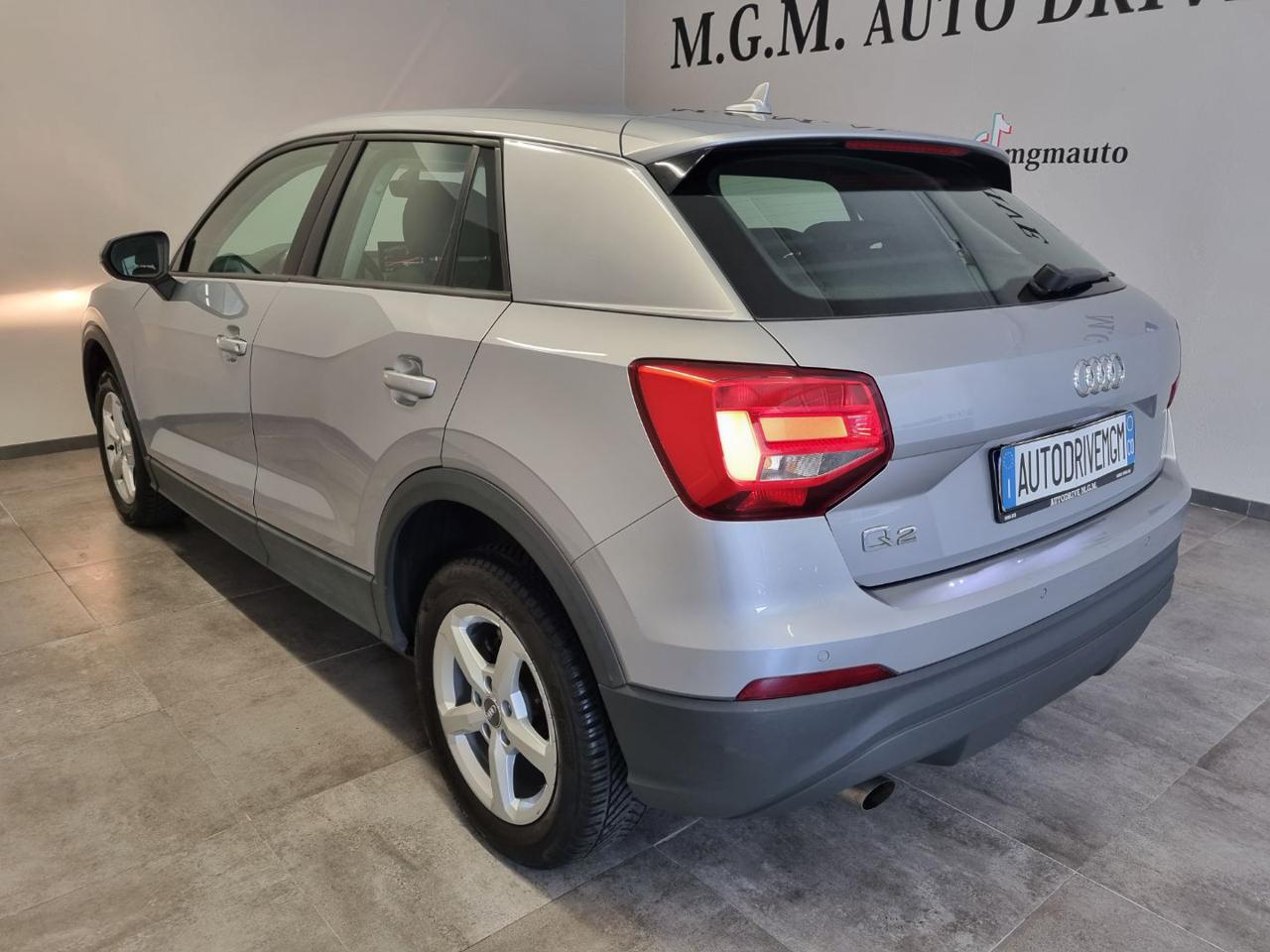 AUDI Q2 1.0 TFSI Business - 9
