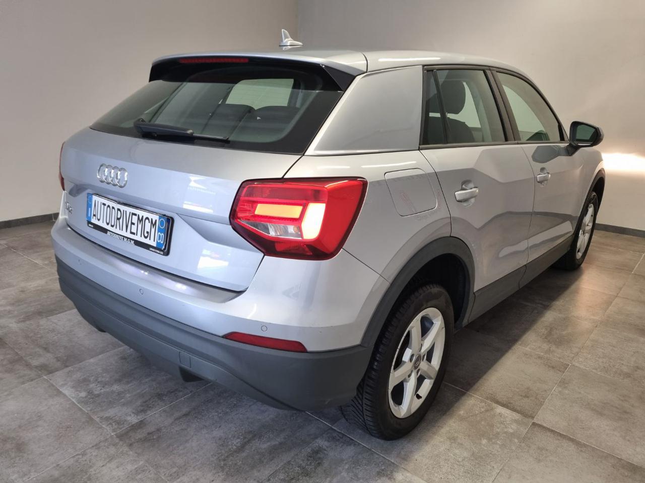 AUDI Q2 1.0 TFSI Business - 10