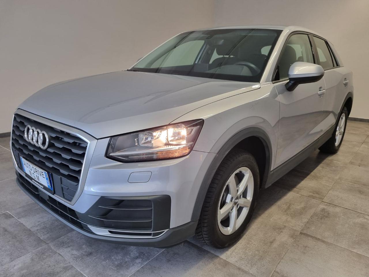 AUDI Q2 1.0 TFSI Business - 11