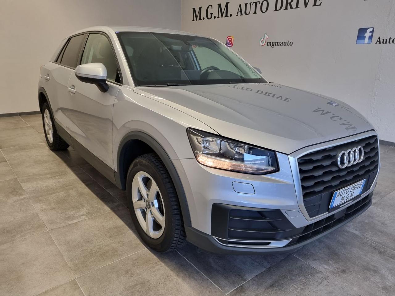 AUDI Q2 1.0 TFSI Business - 11