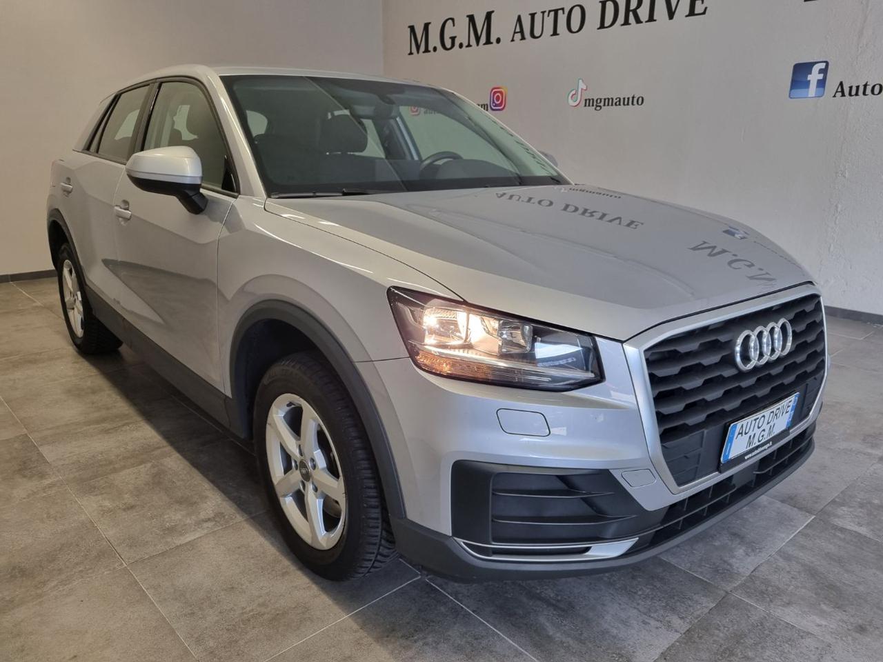 AUDI Q2 1.0 TFSI Business - 12