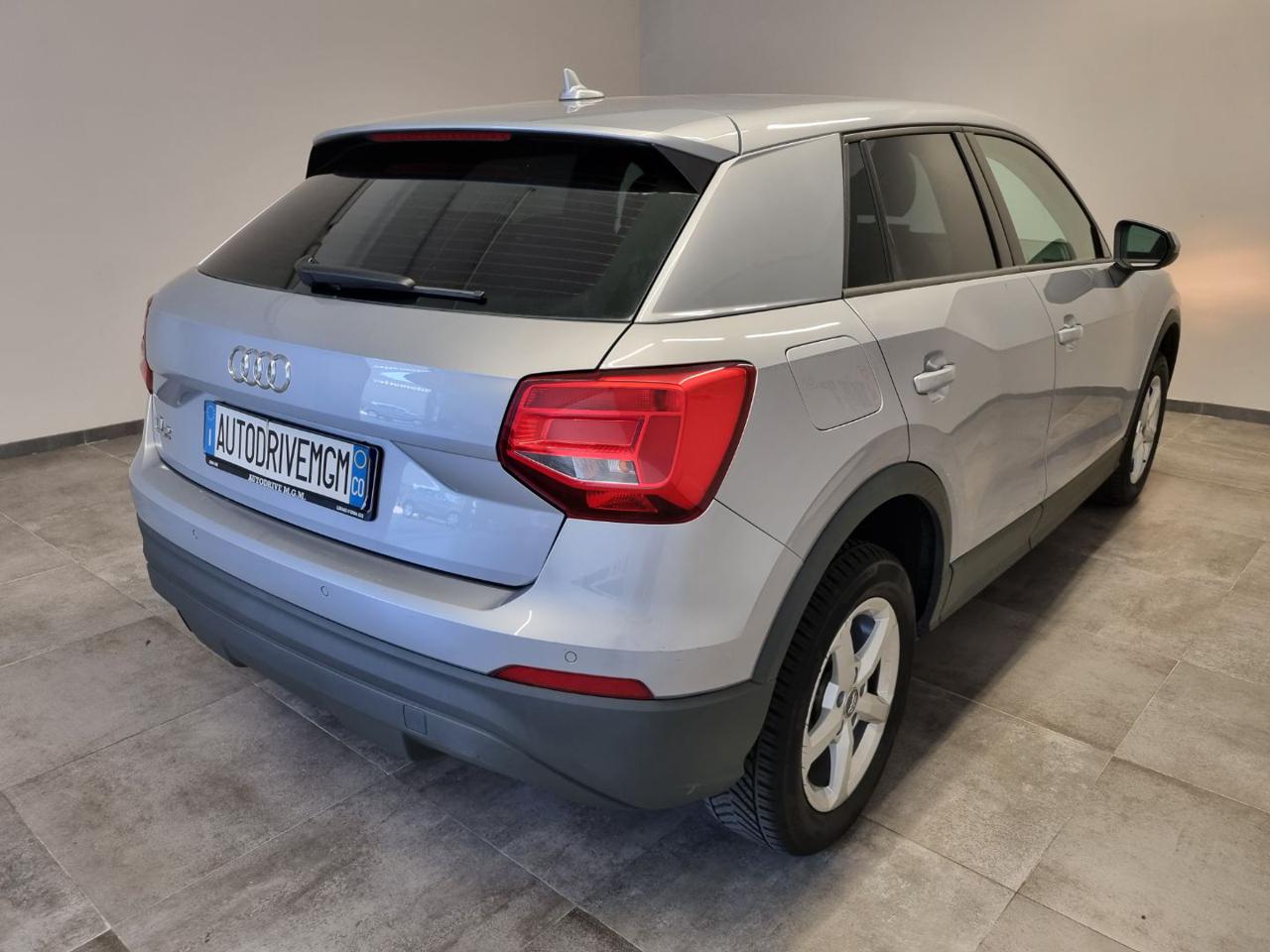 AUDI Q2 1.0 TFSI Business - 4
