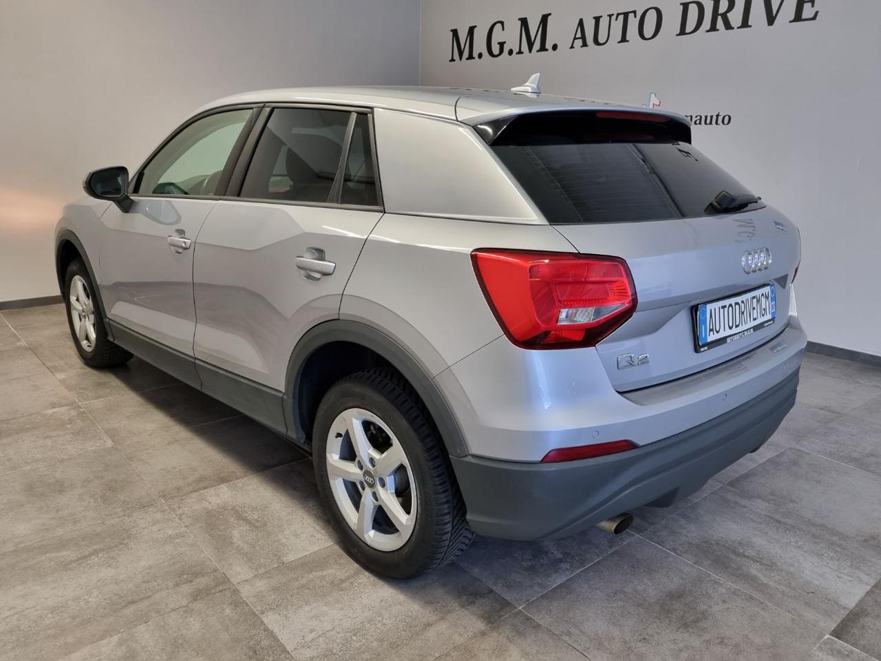 AUDI Q2 1.0 TFSI Business - 9