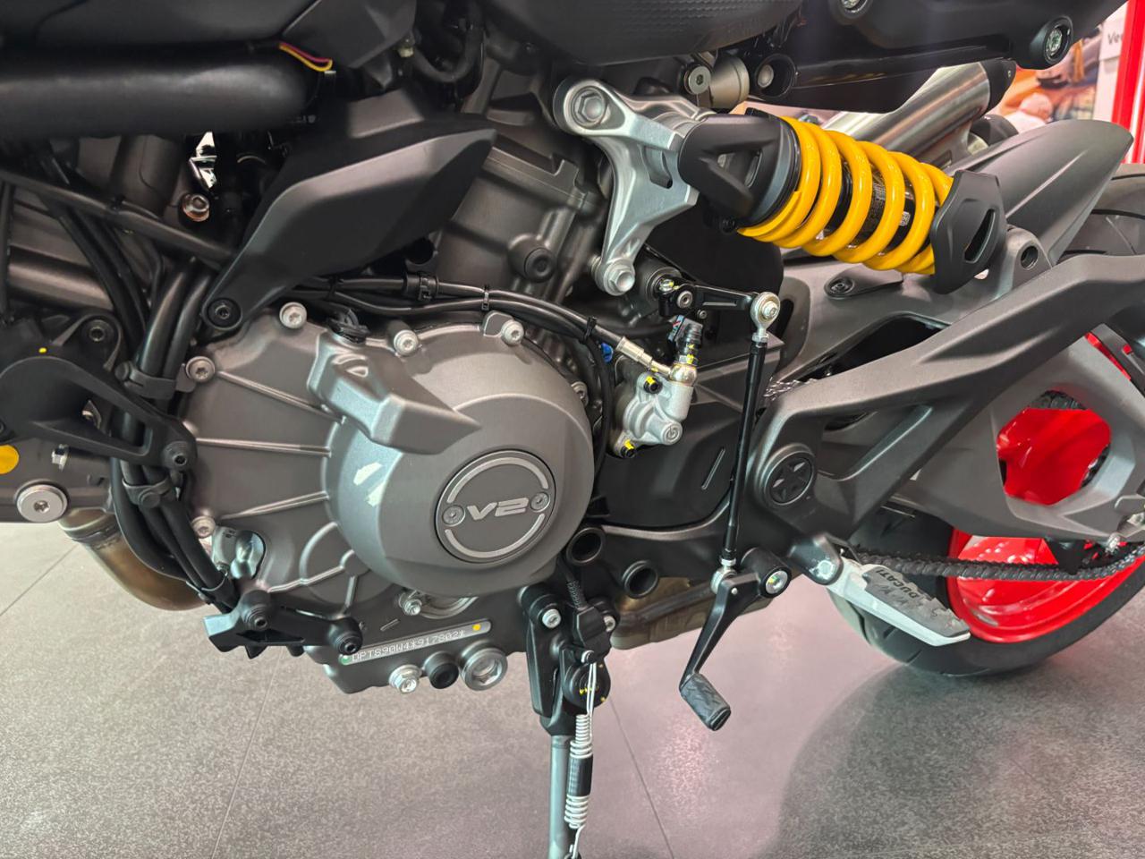DUCATI Monster 800 PLUS ICEBERG WHITE - 8