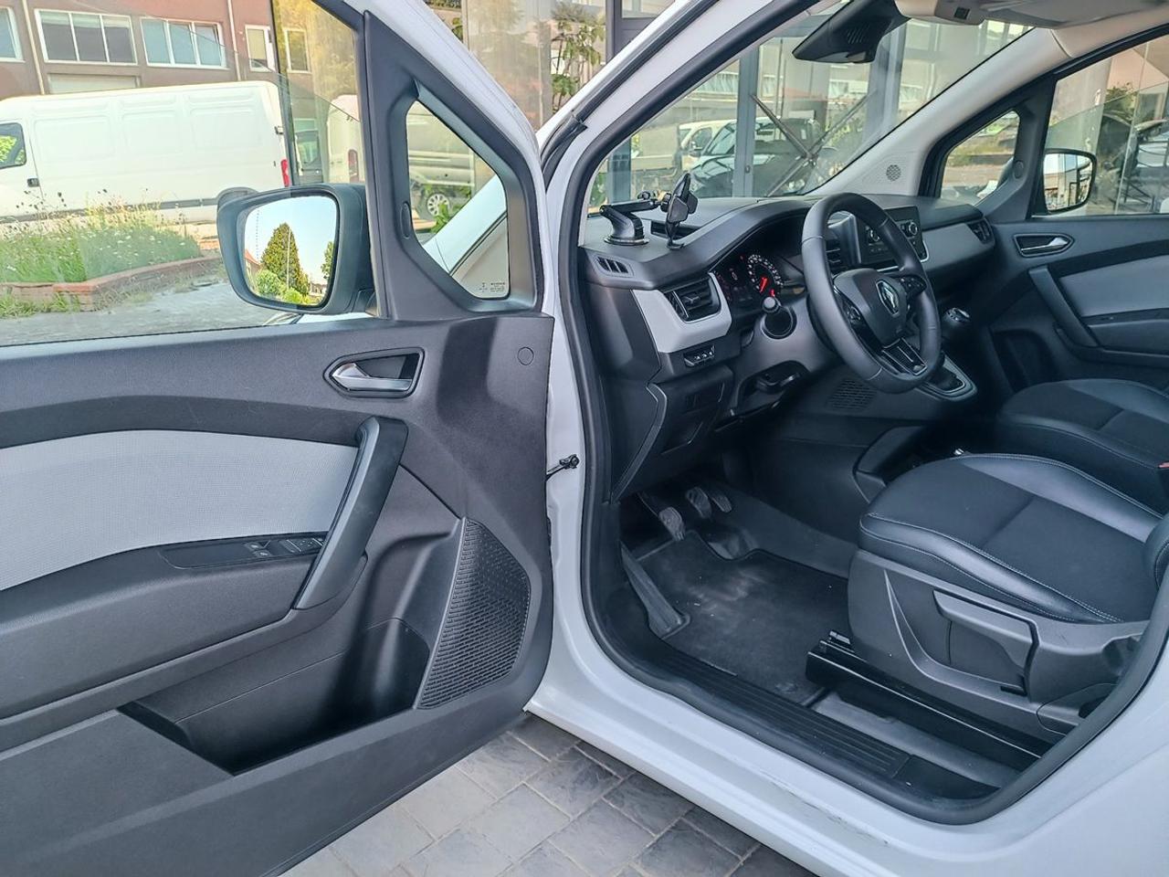 RENAULT Kangoo 1.3 TCe 100 CV Van Edition One - 5