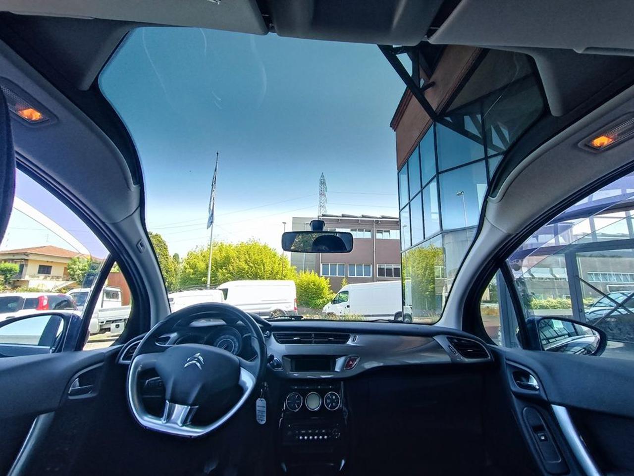 CITROEN C3 1.4 HDi 70 Exclusive - 10