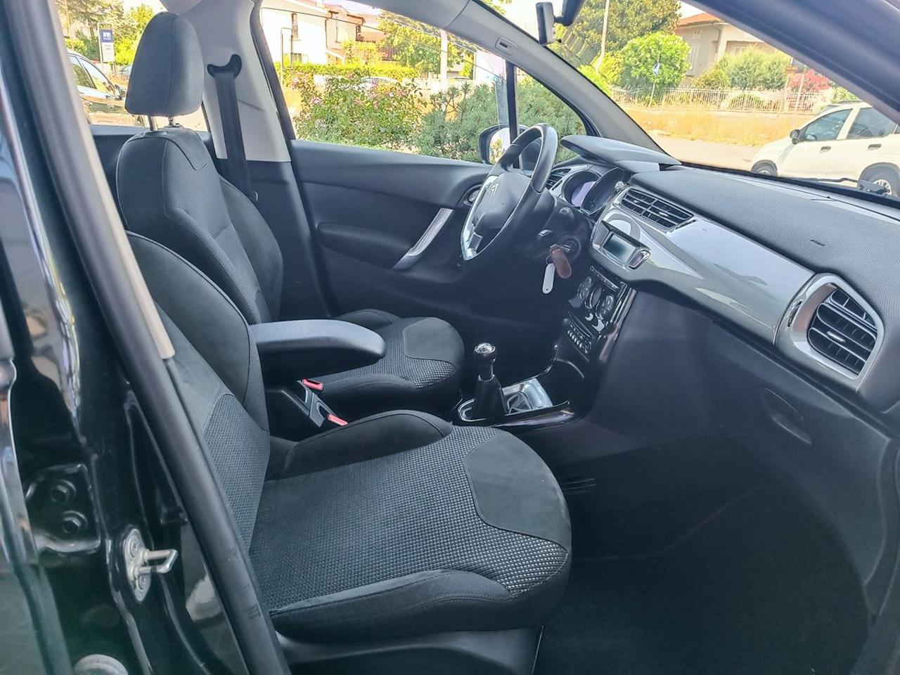 CITROEN C3 1.4 HDi 70 Exclusive - 15