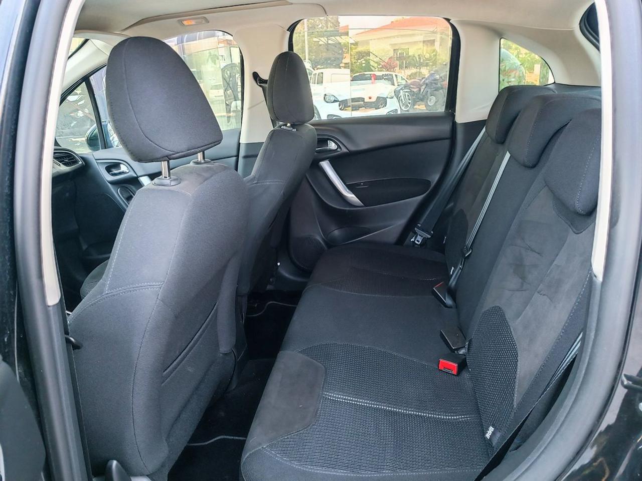 CITROEN C3 1.4 HDi 70 Exclusive - 8