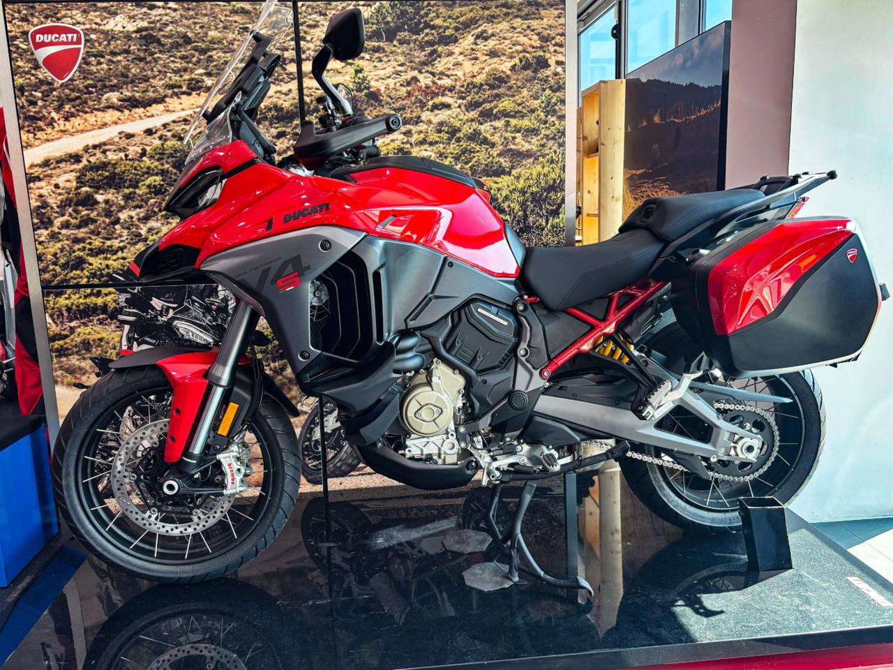 DUCATI Multistrada V4 S RED MY 2026 - 2