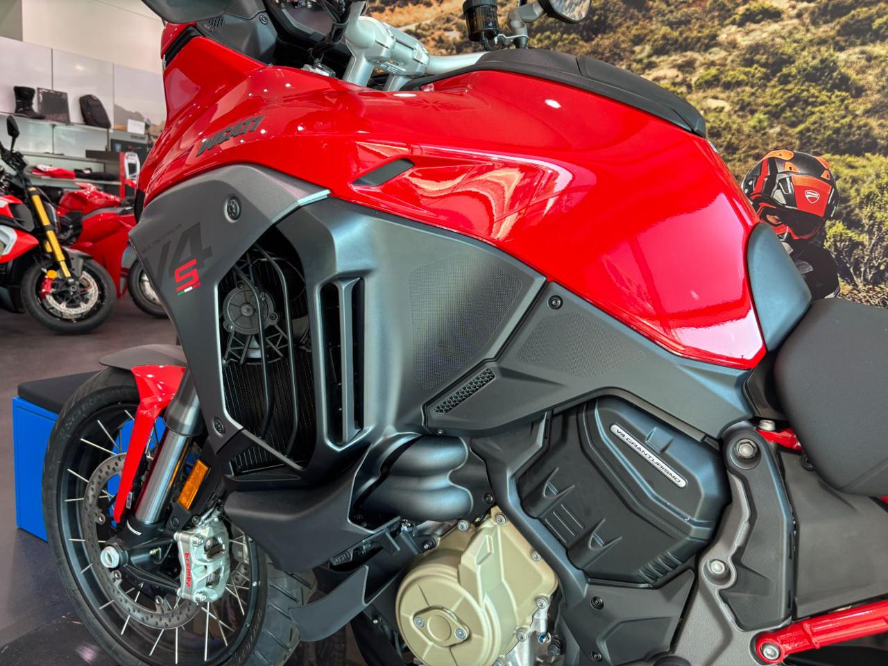 DUCATI Multistrada V4 S RED MY 2026 - 9