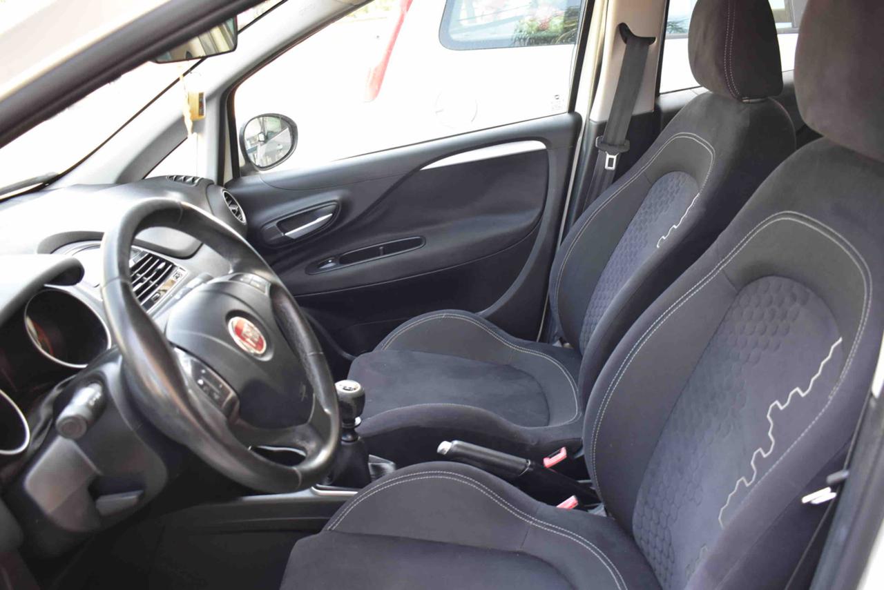FIAT Punto 1.4 8V 5 porte Easypower Lounge - 8