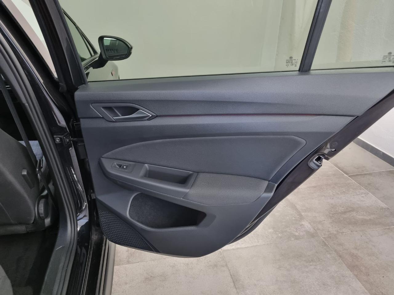 VOLKSWAGEN Golf 2.0 TSI DSG GTI - 25