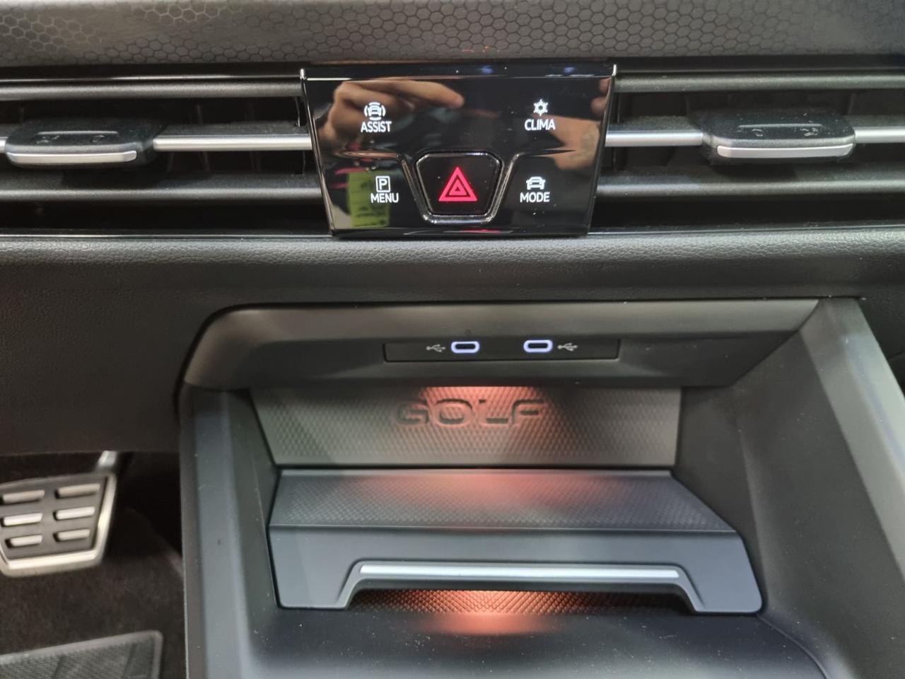 VOLKSWAGEN Golf 2.0 TSI DSG GTI - 31