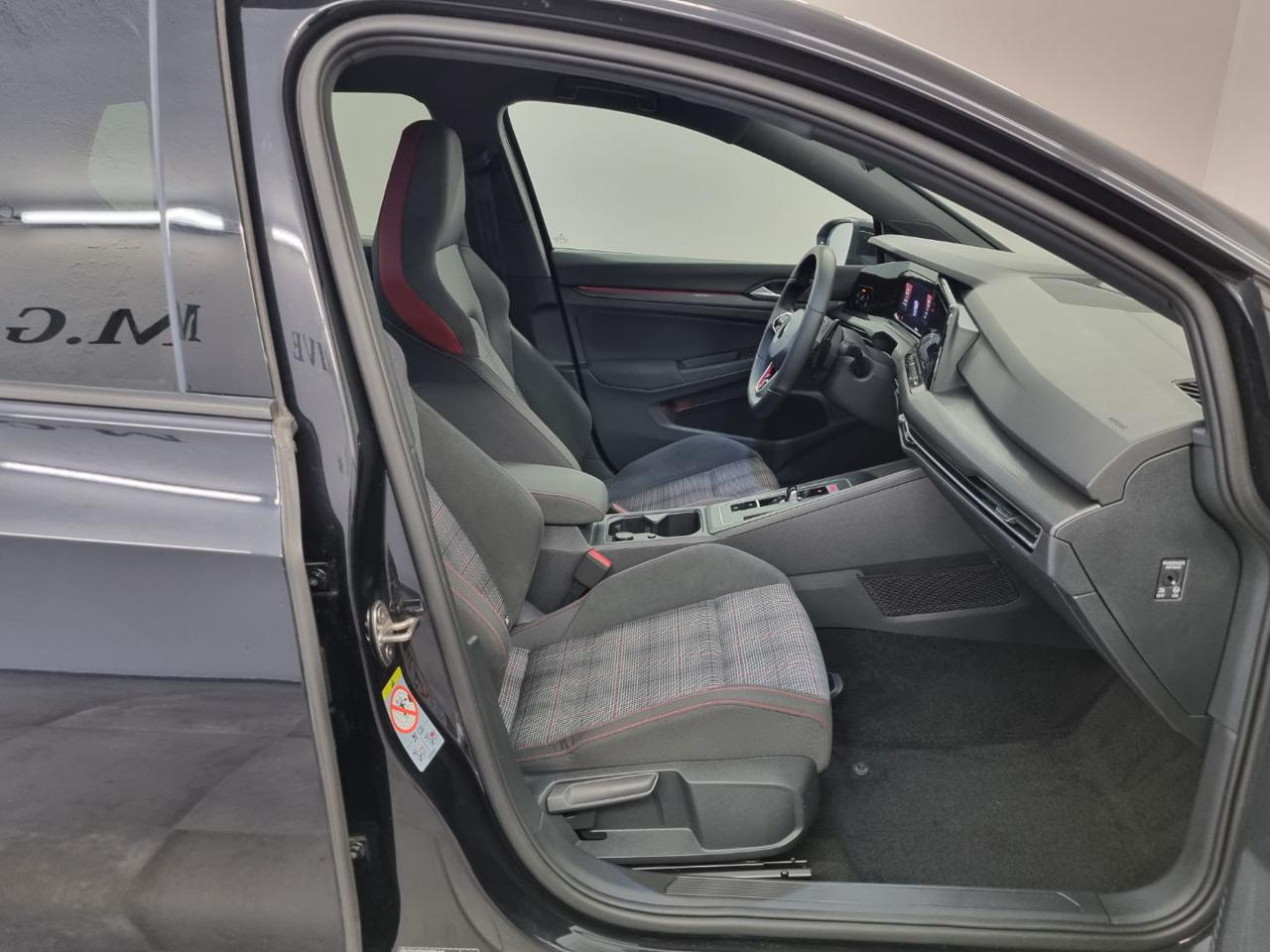 VOLKSWAGEN Golf 2.0 TSI DSG GTI - 7