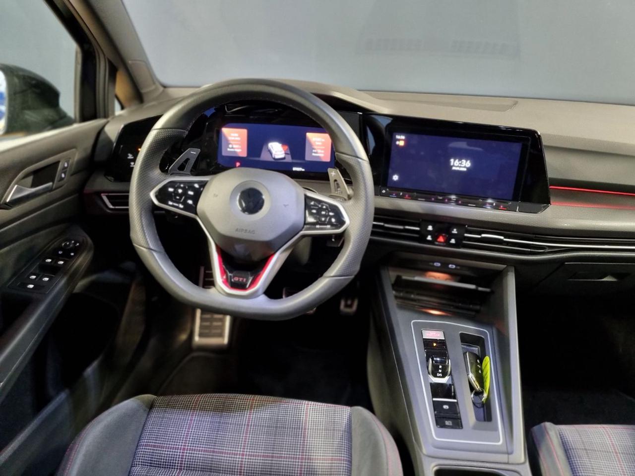 VOLKSWAGEN Golf GTI 2.0 TSI DSG - 27