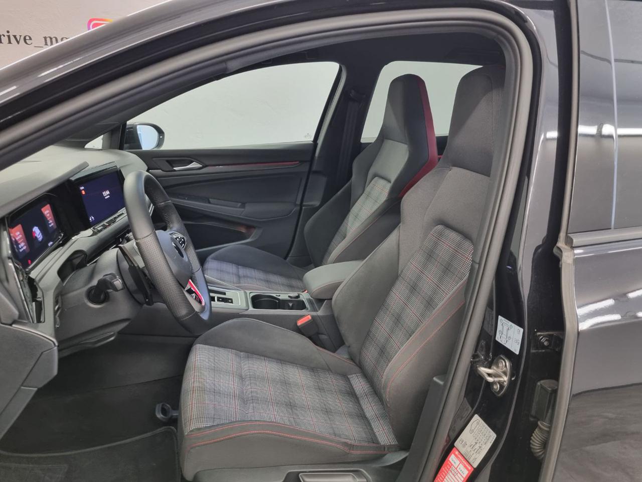 VOLKSWAGEN Golf 2.0 TSI DSG GTI - 22