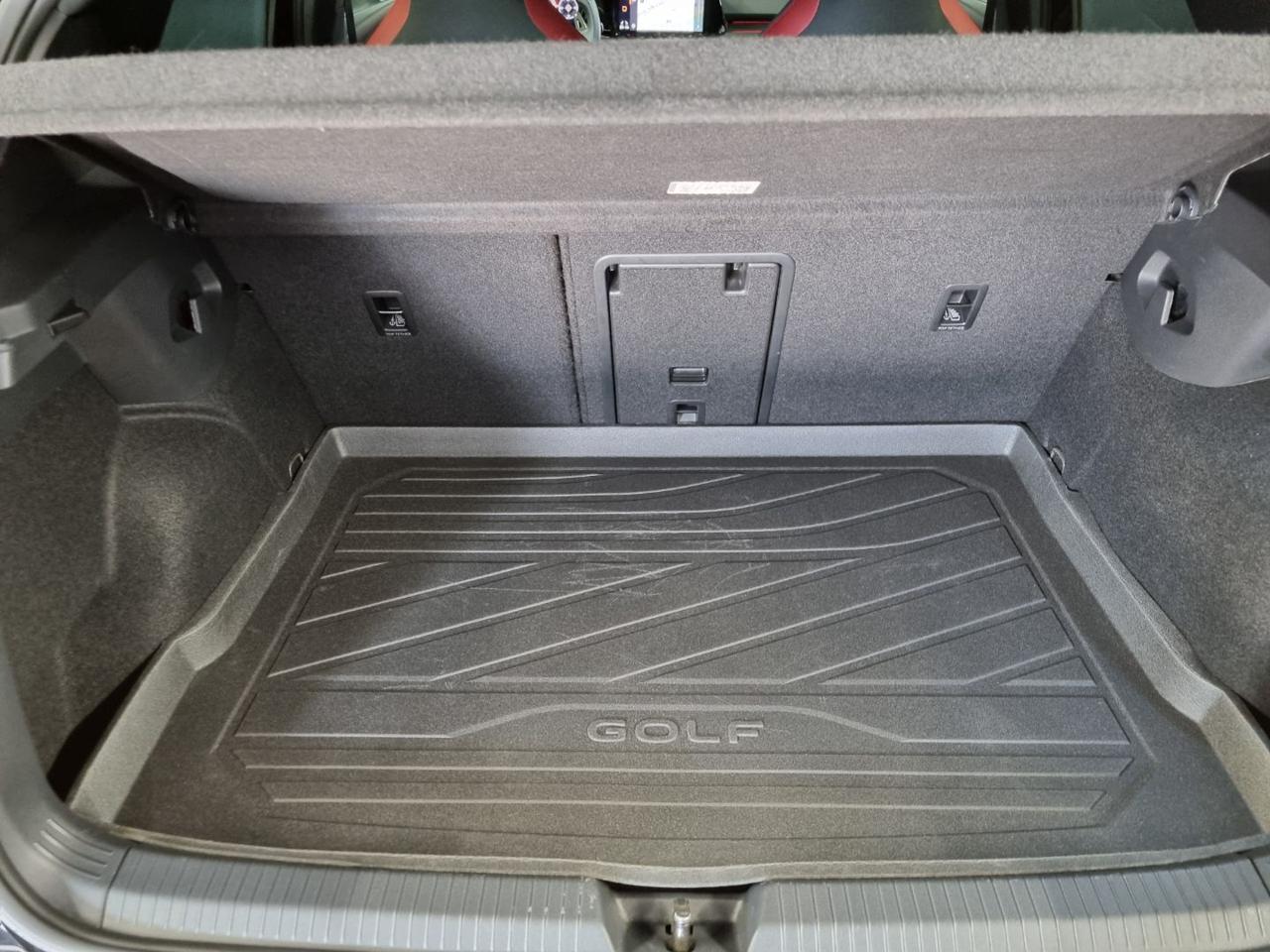 VOLKSWAGEN Golf GTI 2.0 TSI DSG - 23