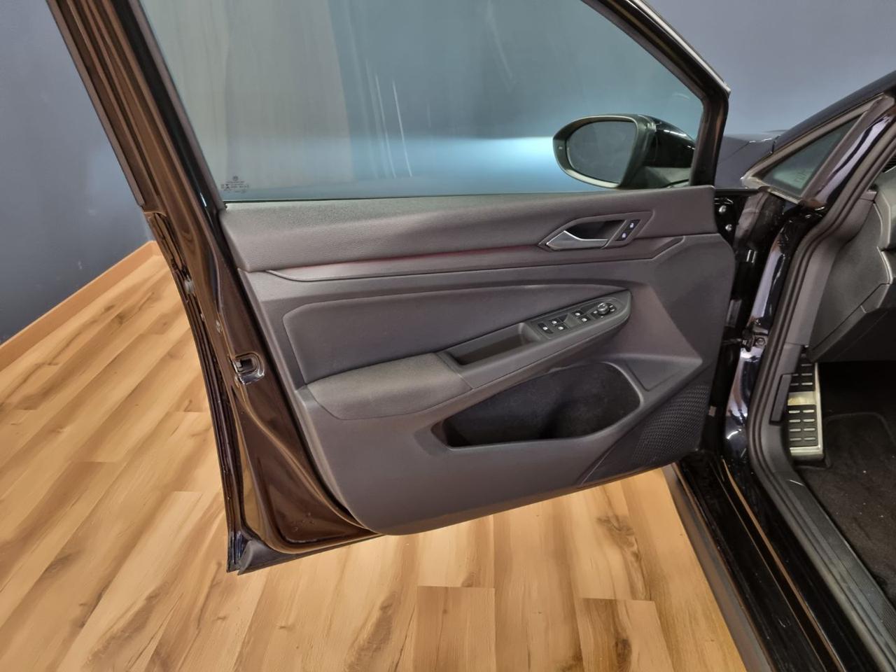 VOLKSWAGEN Golf GTI 2.0 TSI DSG - 21
