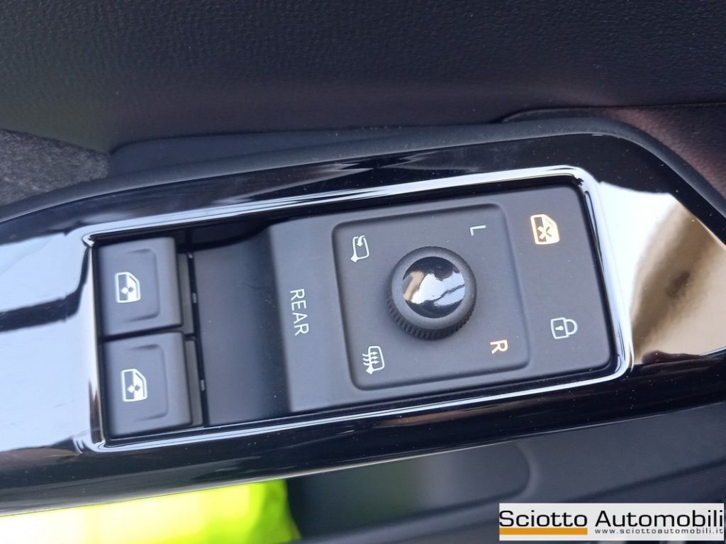 VOLKSWAGEN ID.3 Pure - 12