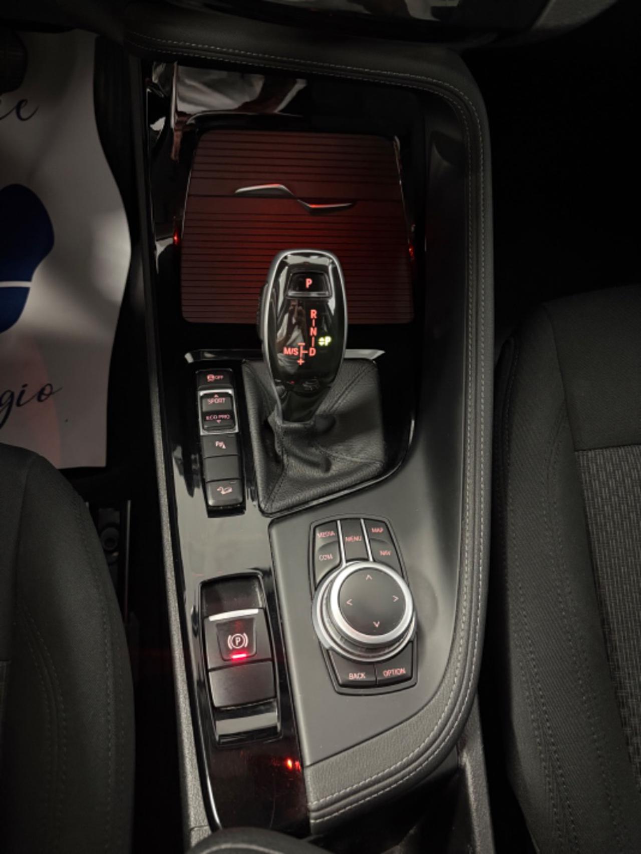 BMW X2 xDrive18d Advantage FARI LED - 13