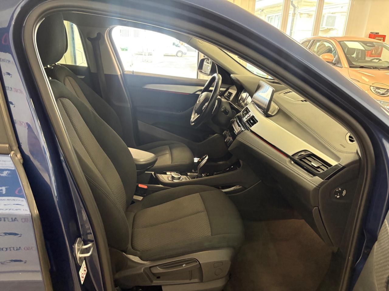 BMW X2 xDrive18d Advantage FARI LED - 19