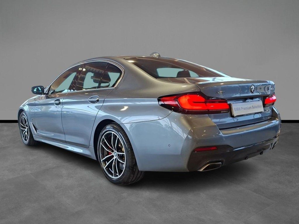 BMW 540 d 48V xDrive Msport Aut. + Tetto apr. - 4