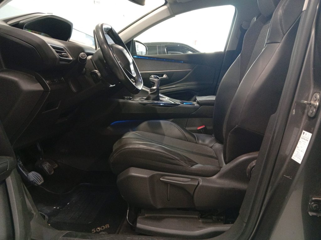 PEUGEOT 5008 5008 1.2 puretech t Active s&s 130cv 7p.ti - 8