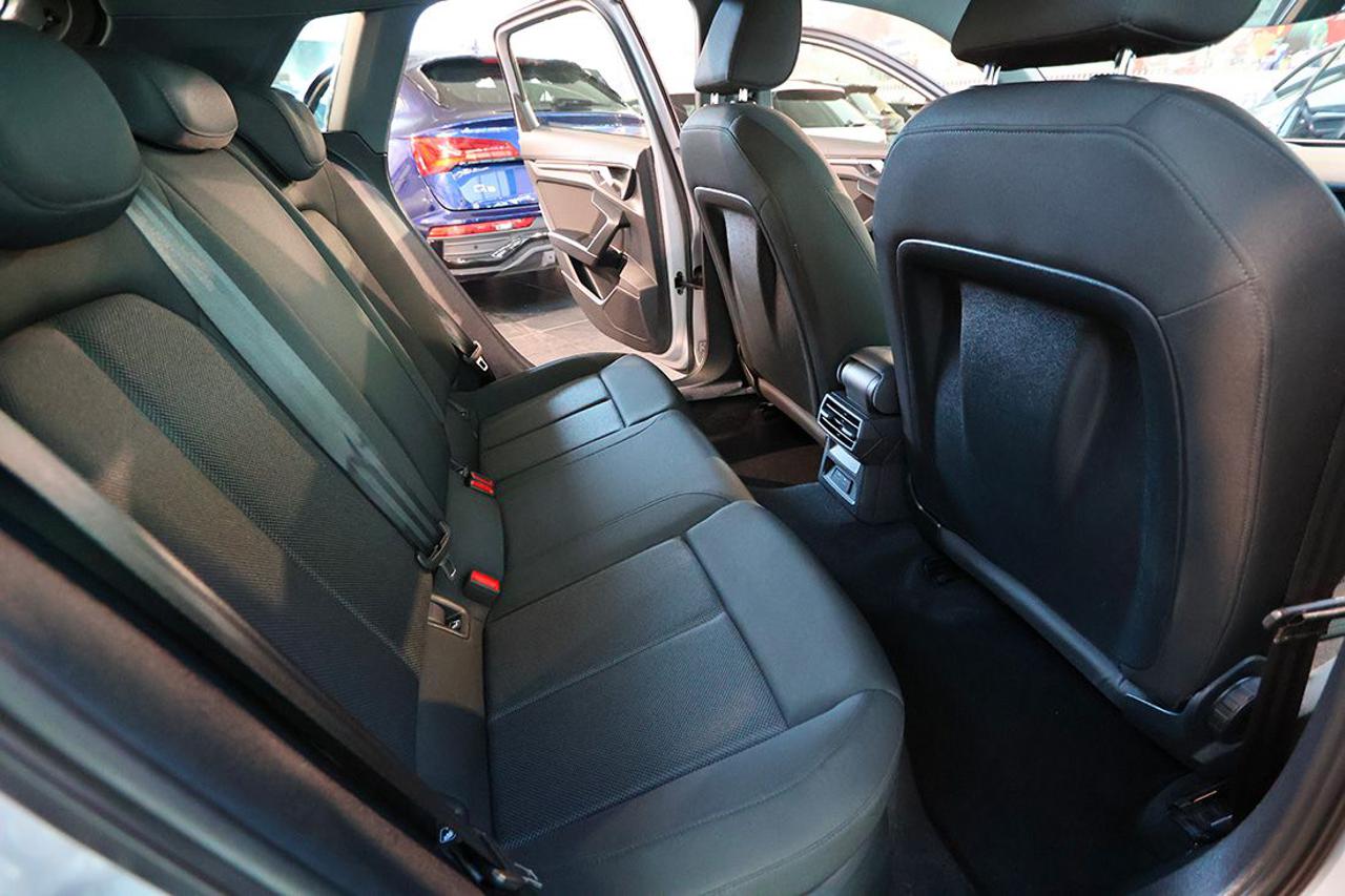 AUDI A3 35 TFSI Sportback S-Tronic Business Advanced - 18
