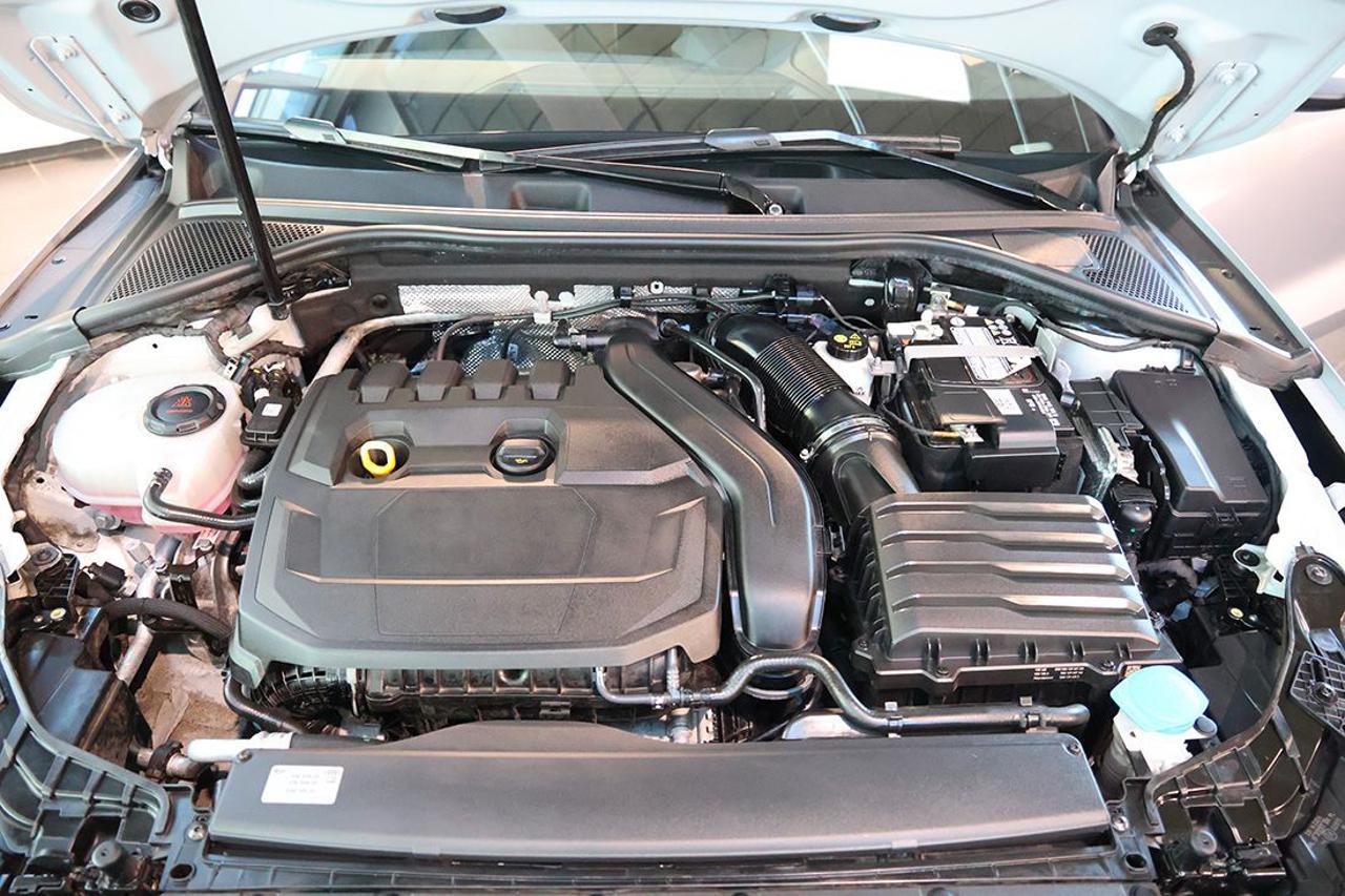 AUDI A3 35 TFSI Sportback S-Tronic Business Advanced - 11