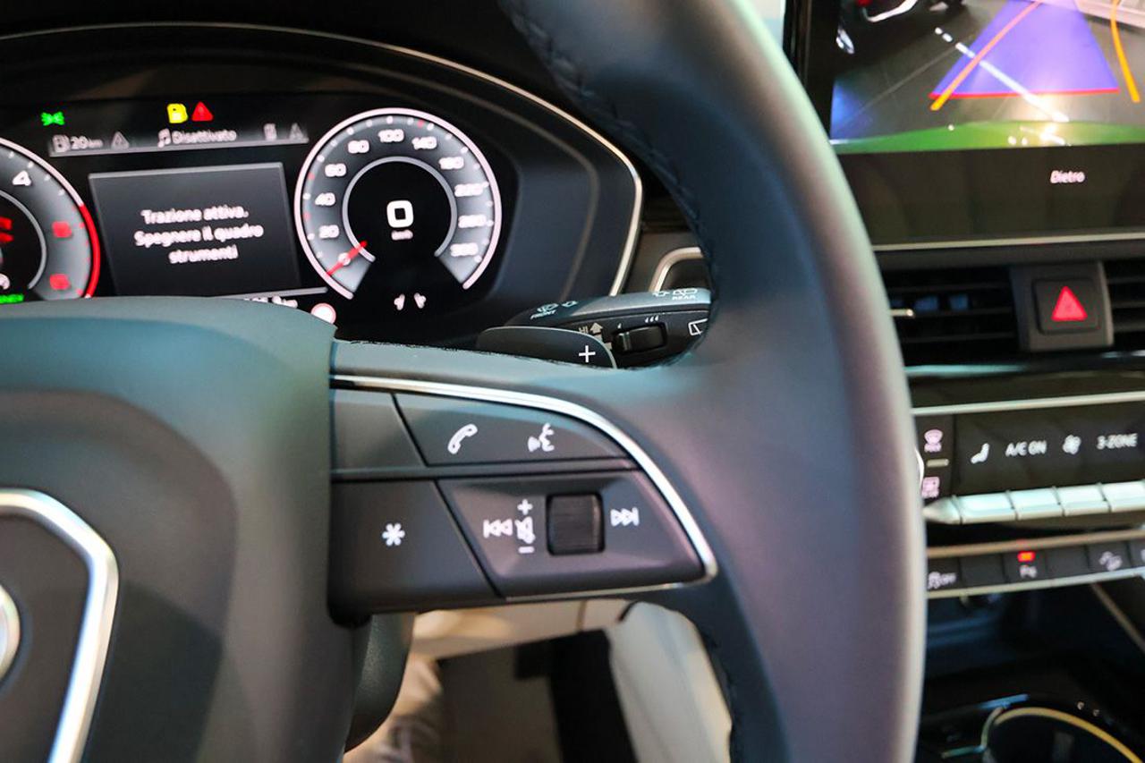 AUDI A4 allroad 40 TDI S-Tronic Identity Contrast - 22