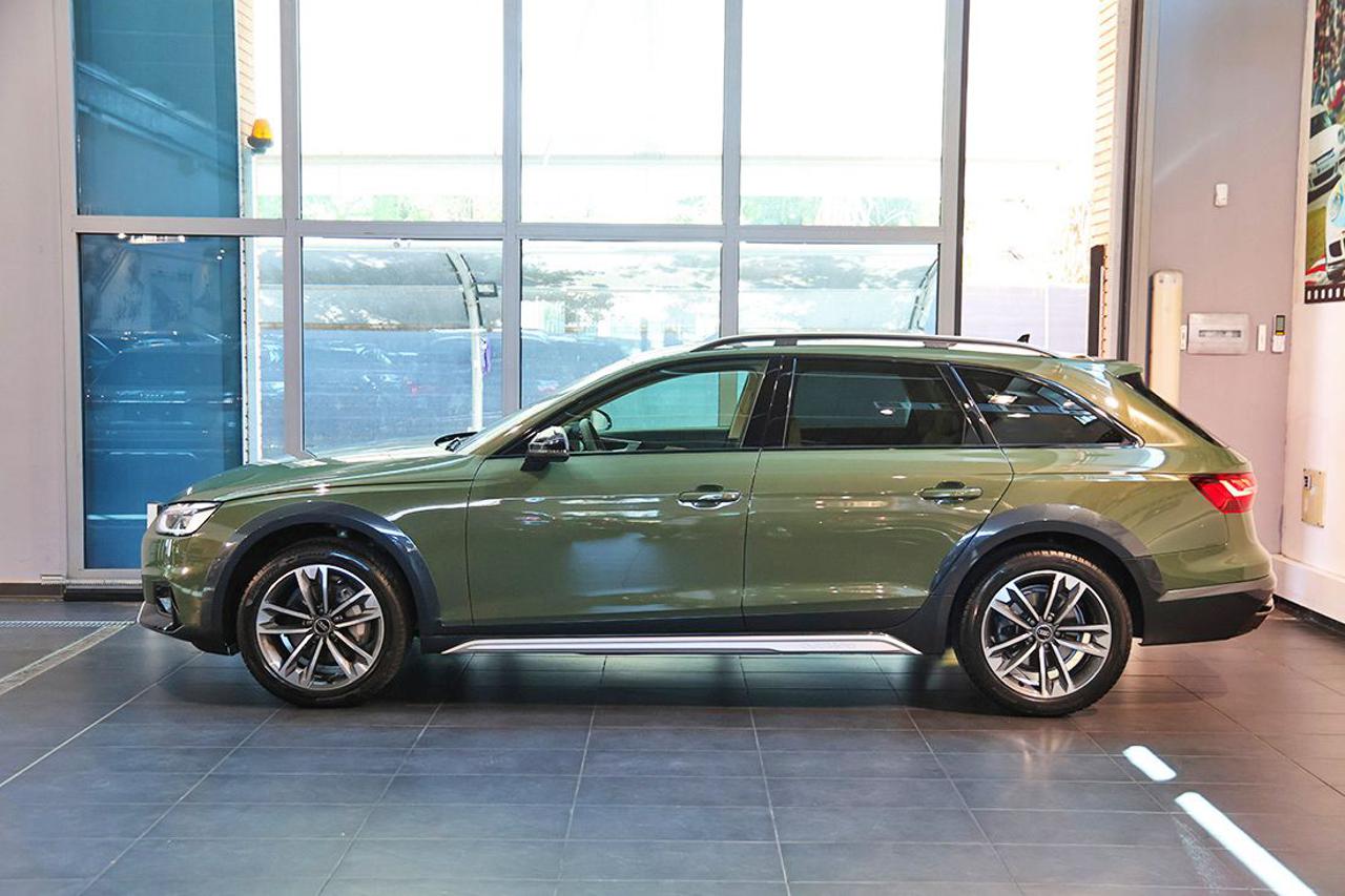 AUDI A4 allroad 40 TDI S-Tronic Identity Contrast - 3