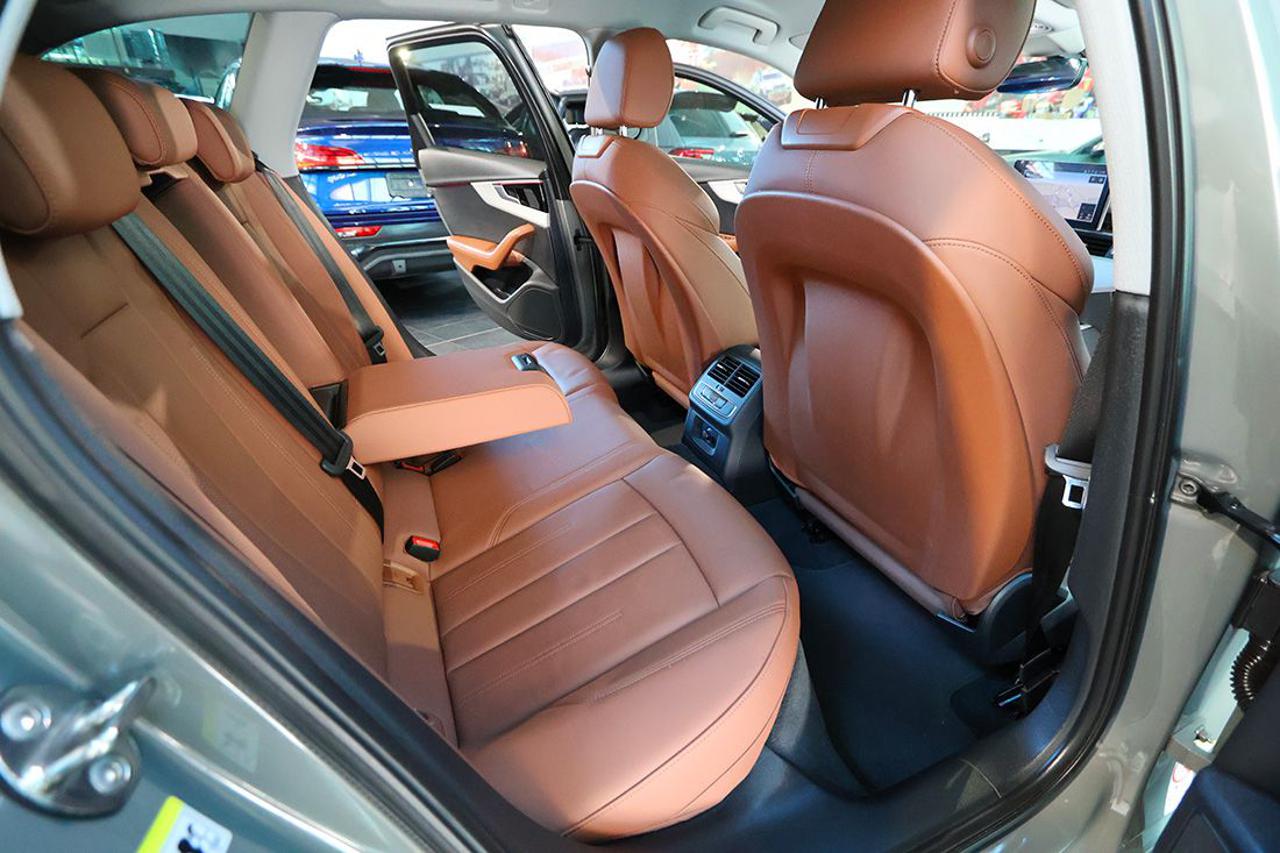 AUDI A4 allroad 40 TDI S-Tronic Identity Contrast - 19