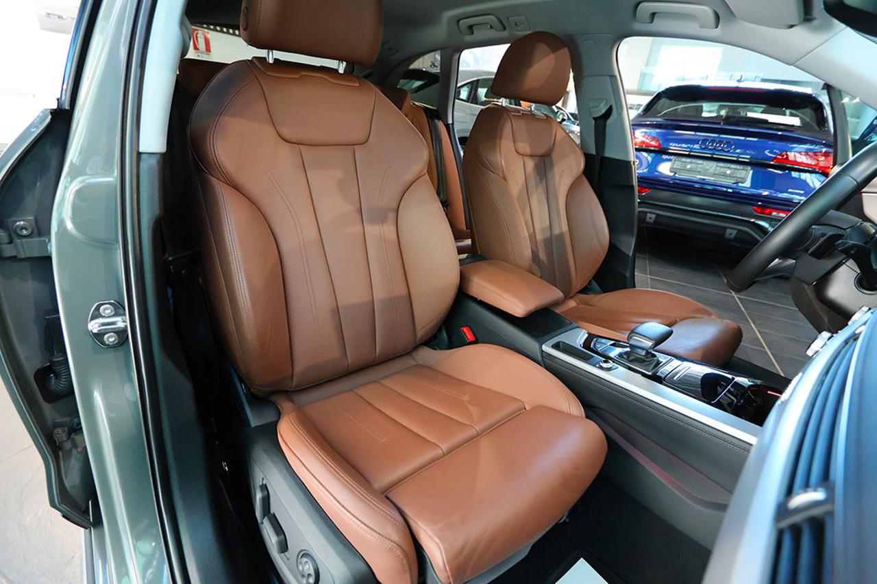 AUDI A4 allroad 40 TDI S-Tronic Identity Contrast - 17
