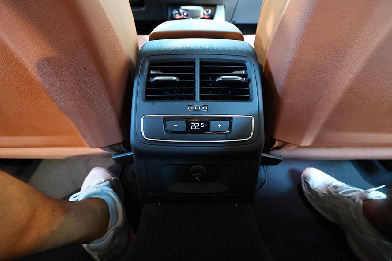 AUDI A4 allroad 40 TDI S-Tronic Identity Contrast - 44
