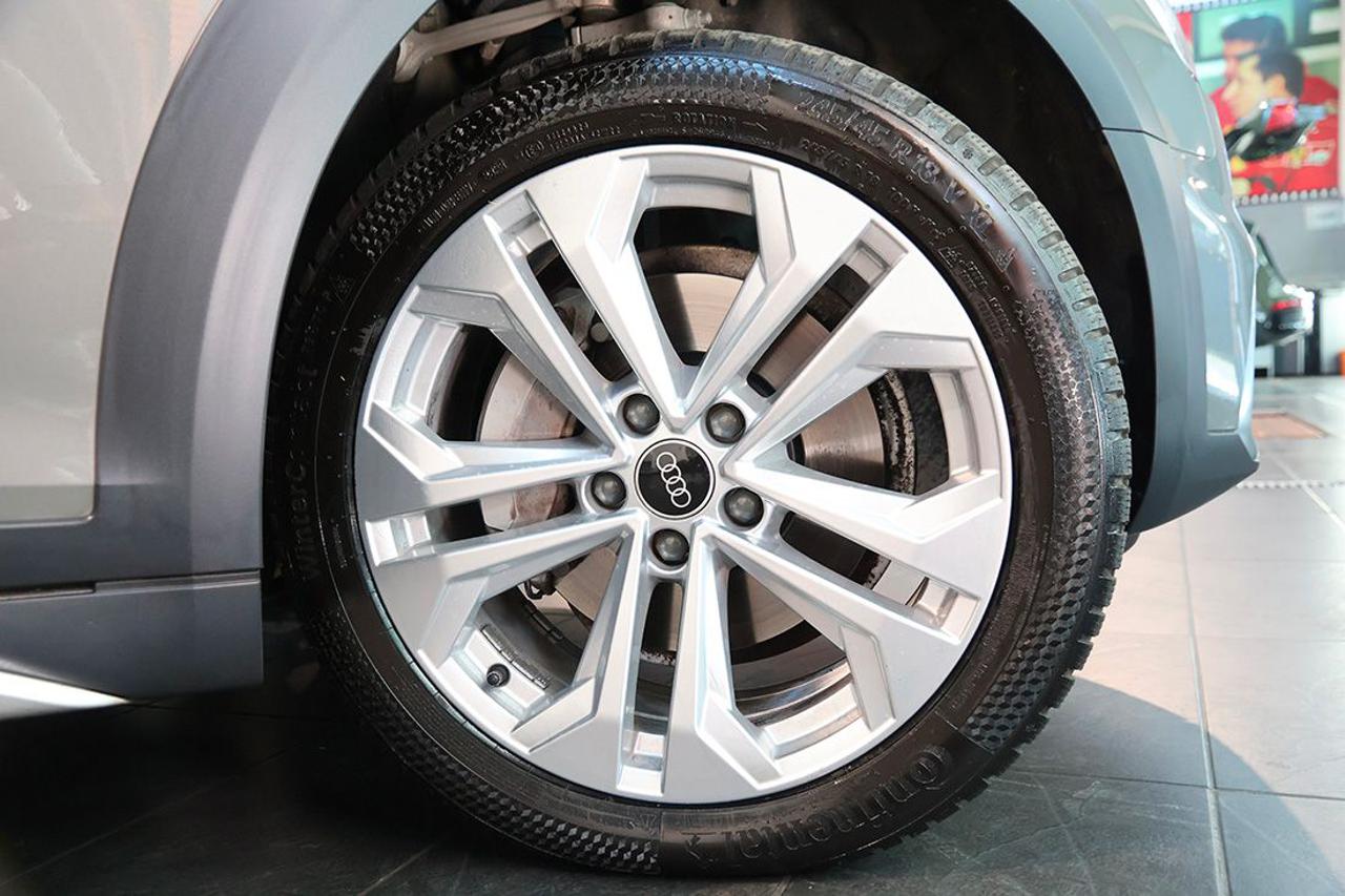 AUDI A4 allroad 40 TDI S-Tronic Identity Contrast - 6