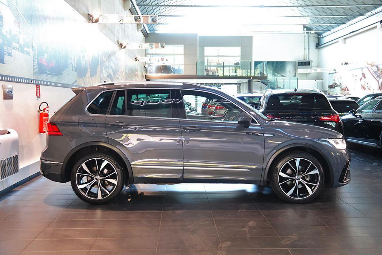 VOLKSWAGEN Tiguan 1.5 TSI 150cv DSG ACT R-Line - 2