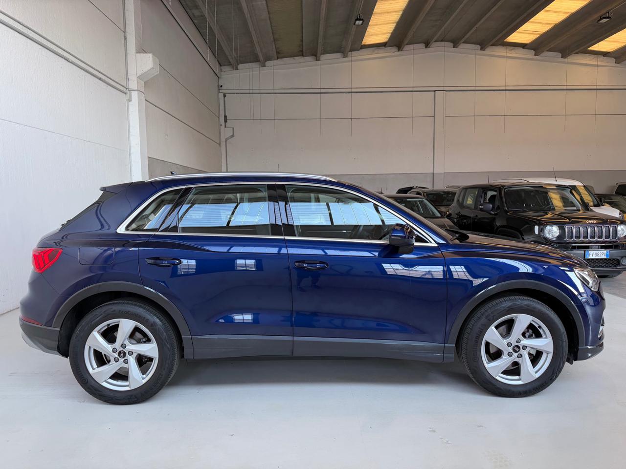 AUDI Q3 35 TDI S tronic Identity Black - 6