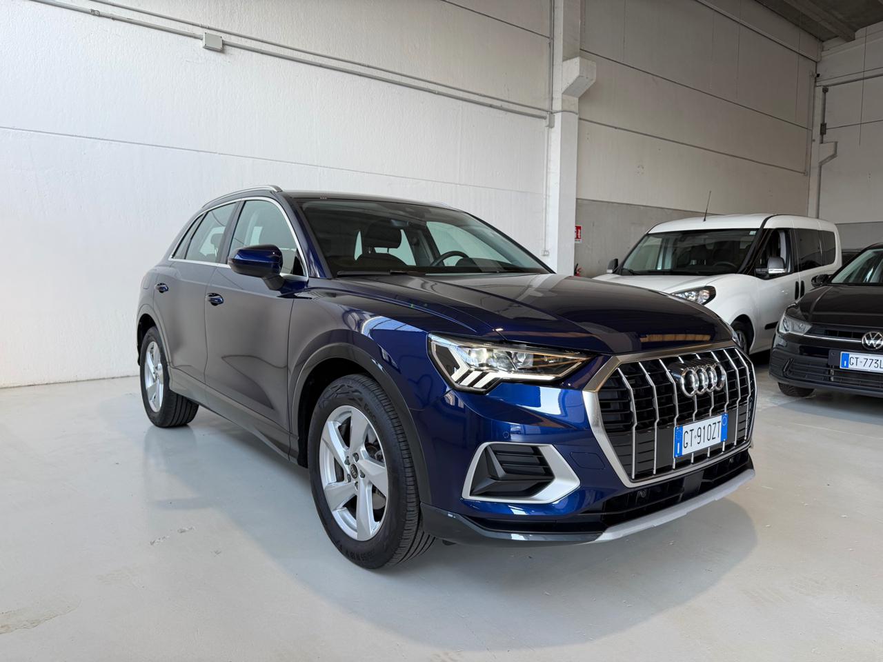 AUDI Q3 35 TDI S tronic Identity Black - 7