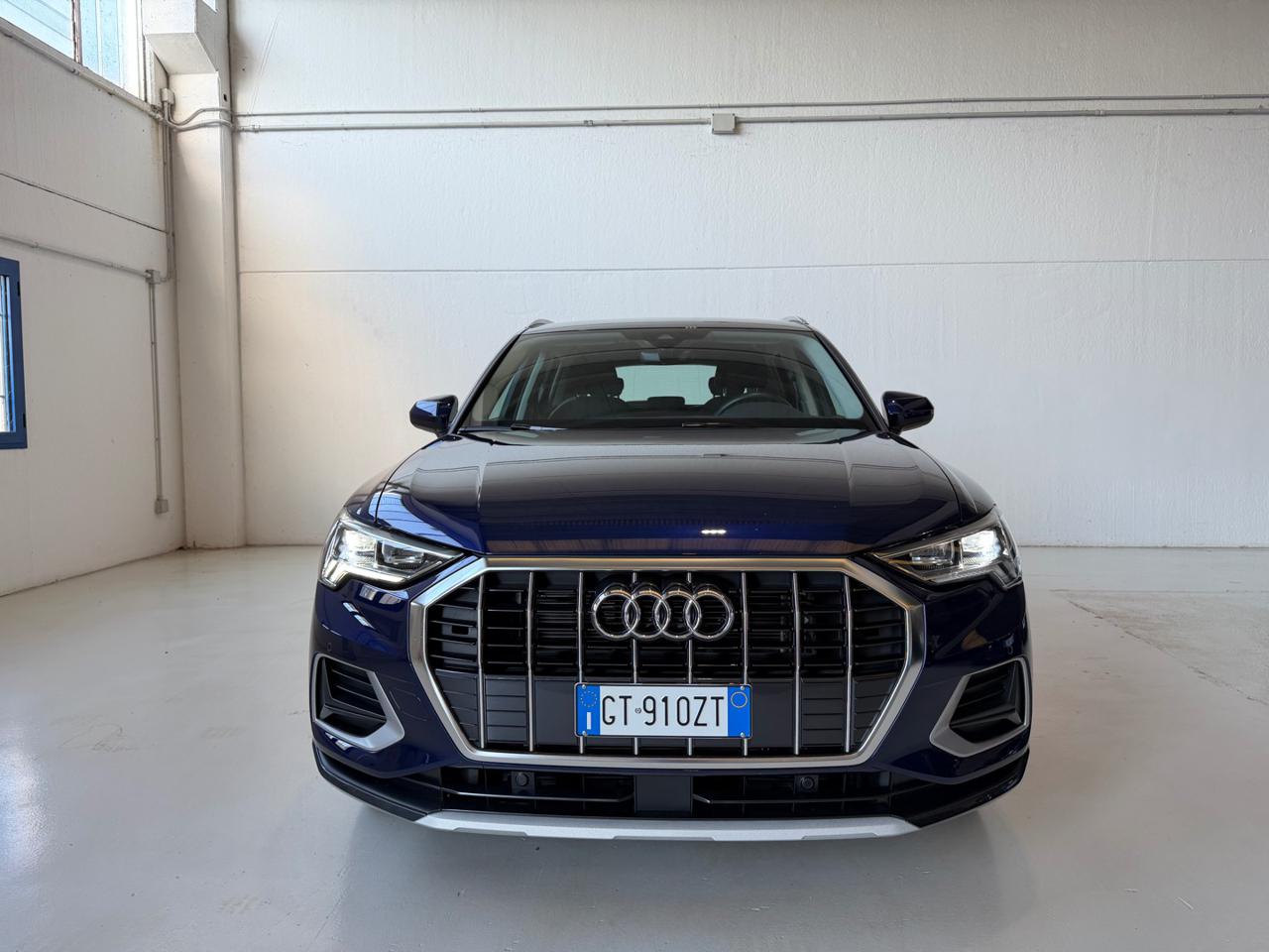 AUDI Q3 35 TDI S tronic Identity Black - 8