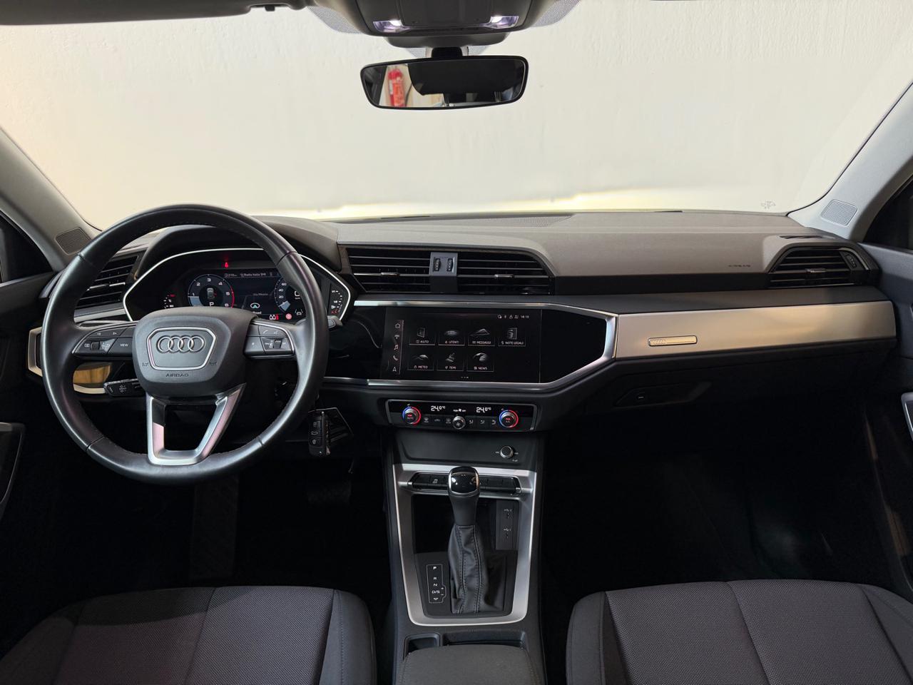 AUDI Q3 35 TDI S tronic Identity Black - 15
